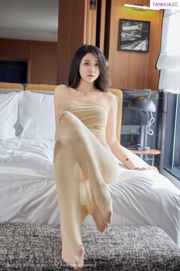 方子萱  [XiuRen]高清写真图 2025.04.21 No.10175 方子萱 高挑凹凸第61张图片